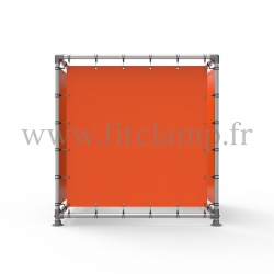 Cube display frame with tension banner on aluminium tubular structure. Easy to install.