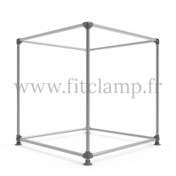 Stand-Display-Würfel für Plane in Rohrstruktur. FitClamp.