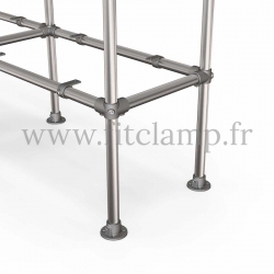 Etagère droite double en structure tubulaire C42 en acier galvanisé. 2 niveaux. Piètement raccord tubulaire platine. FitClamp