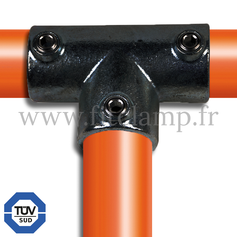 Black Tube clamp fitting 104 for tubular structures : Long tee, compatible for use with 3 tubes. Fitclamp