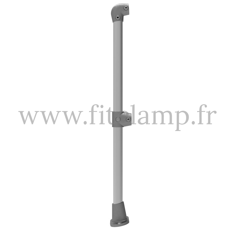 Tubular angled barrier post 0-11° - Start/end: C42 tubular structure. FitClamp