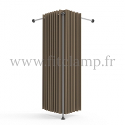 Cabine d'essayage Corner en structure tubulaire acier galvanisé. En Situation. FitClamp