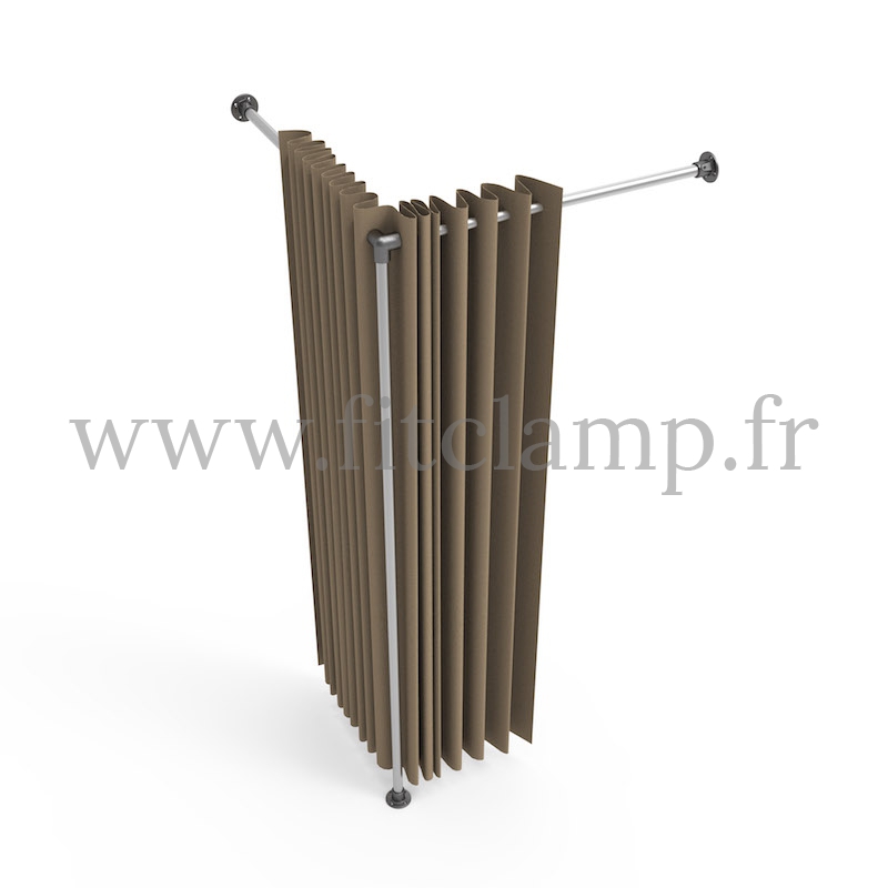 Cabine d'essayage Corner en structure tubulaire. FitClamp