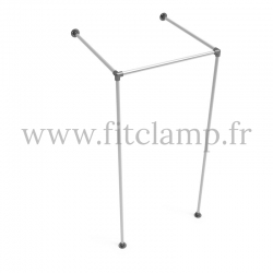 Square fitting room - B34 tubular structure. Easy to install