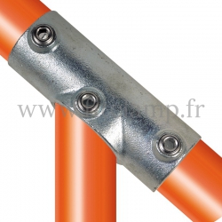 Conector tubular 127: T largo inclinado. Compatible: 3 tubos. con doble protección de galvanizado. FitClamp