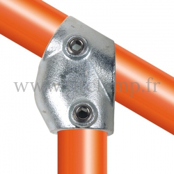 Conector tubular 129: T corto 30°-60°. Compatible: 2 tubos. con doble protección de galvanizado. FitClamp.