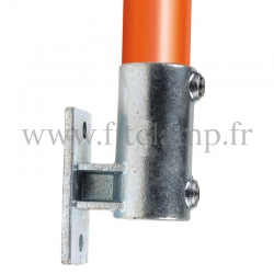 Raccord tubulaire Patte de fixation avec platine Vertical (144) pour un assemblage tubulaire. Double galvanisation